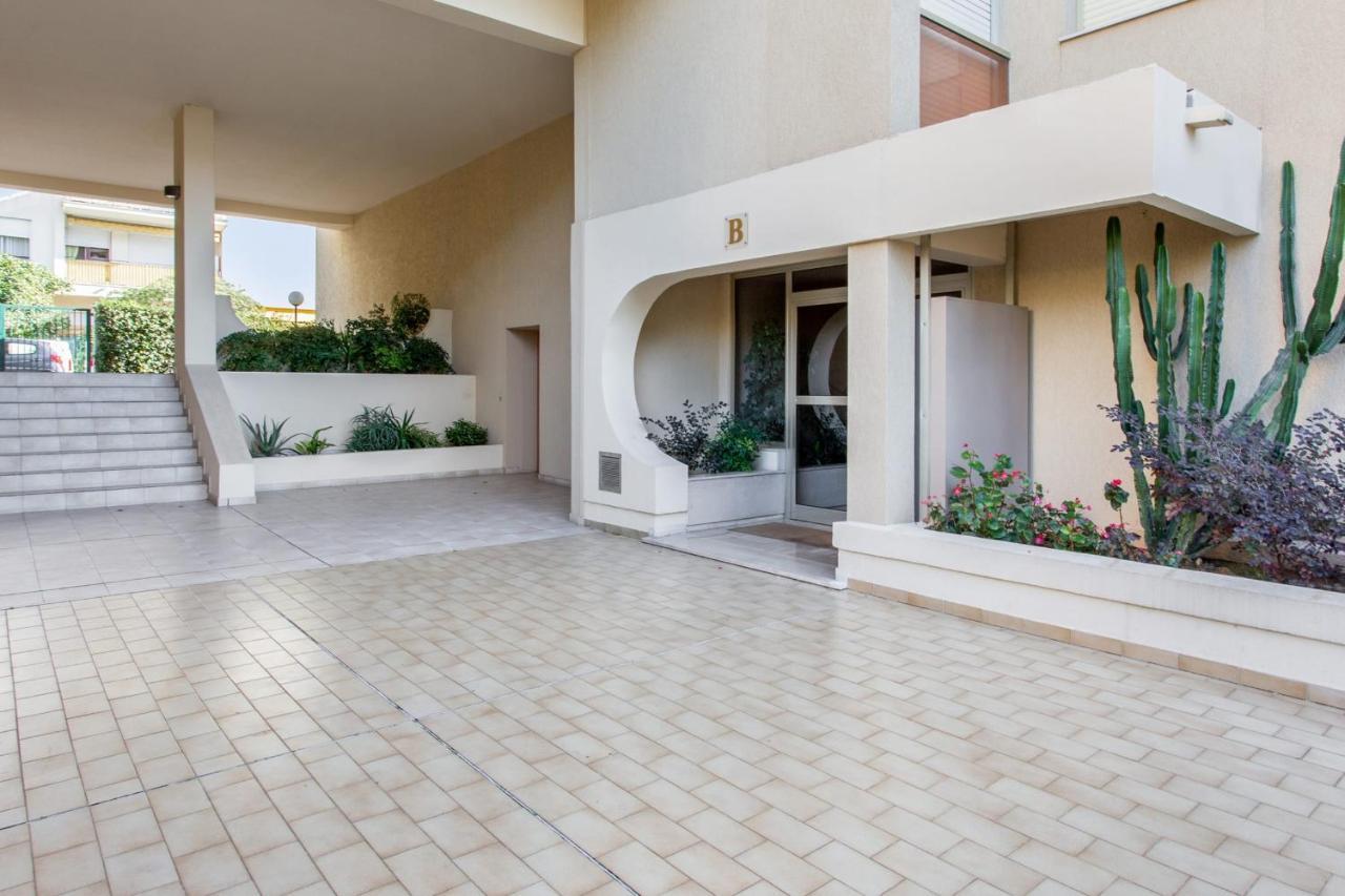 Classy Studio With Ac And Seaview Balcony In Nice Near Beach - Welkeys Dış mekan fotoğraf